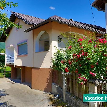 Vacation Home Alan Kulen Vakuf Exterior foto