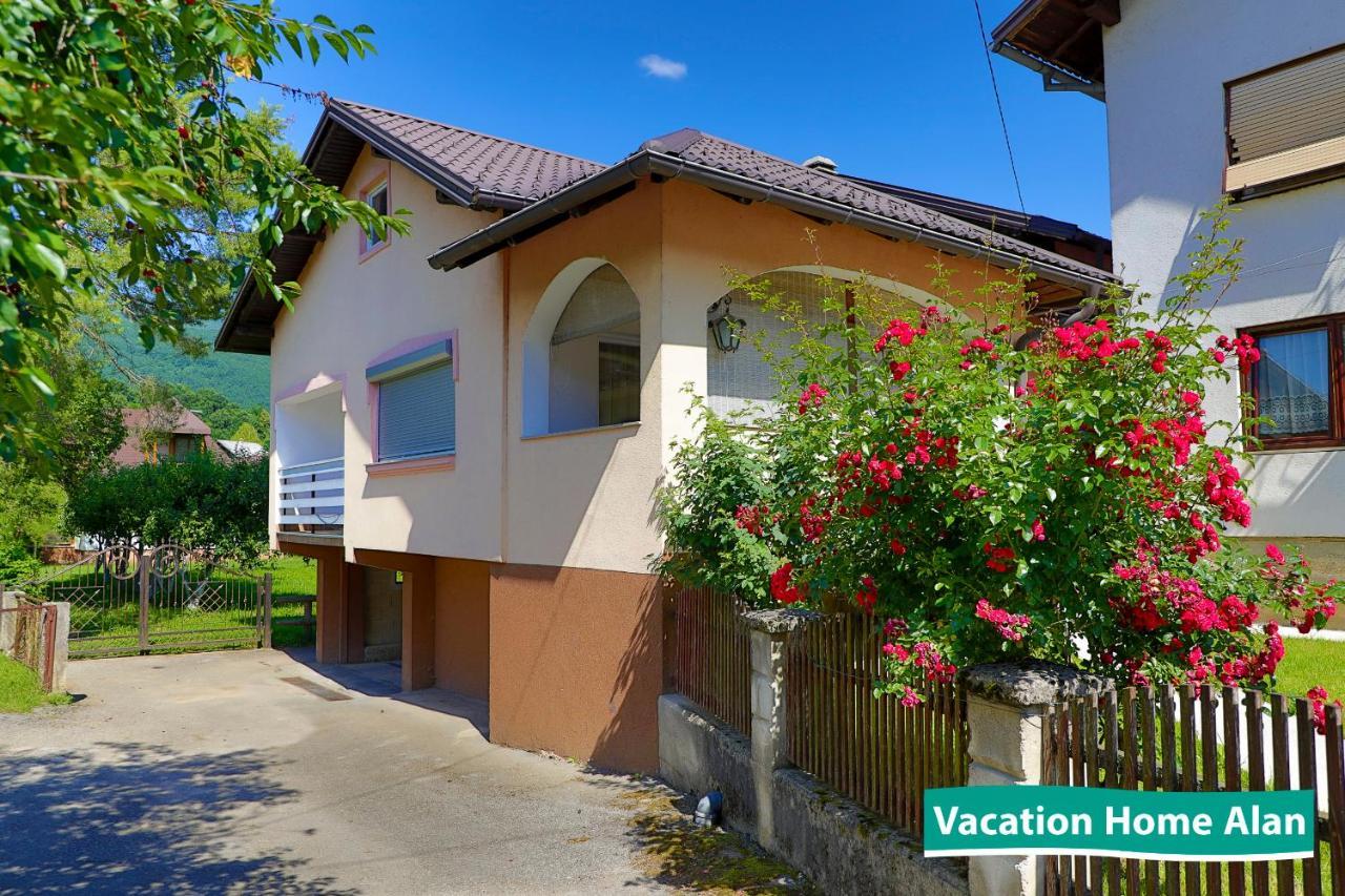 Vacation Home Alan Kulen Vakuf Exterior foto